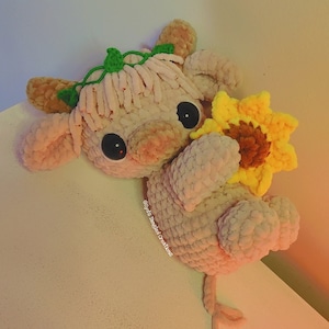 PATTERN- Sunflower Highland Cow Pattern Amigurumi Stuffed Animal Plushie How To Tutorial