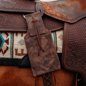 Short Leather Saddle Drink Holder, Saddle Phone Holder, Cowboy, Cowgirl Western Birthday Gift, Rodeo Awards, Trail Riding, Horseback Riding
