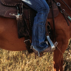 Saddle Drink Holder, Cell Phone Holder, Horse, Western Gift, Rodeo, Western Awards, Western Back Cinch Cup Holder for Trail Riders & Cowboys