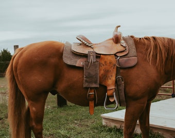 Leather Saddle Drink Holder, Saddle Cell Phone Holder, Custom Western Gift, Cowboy, Ranch, Rodeo, Saddle Club, Western Gift, Horse Tack