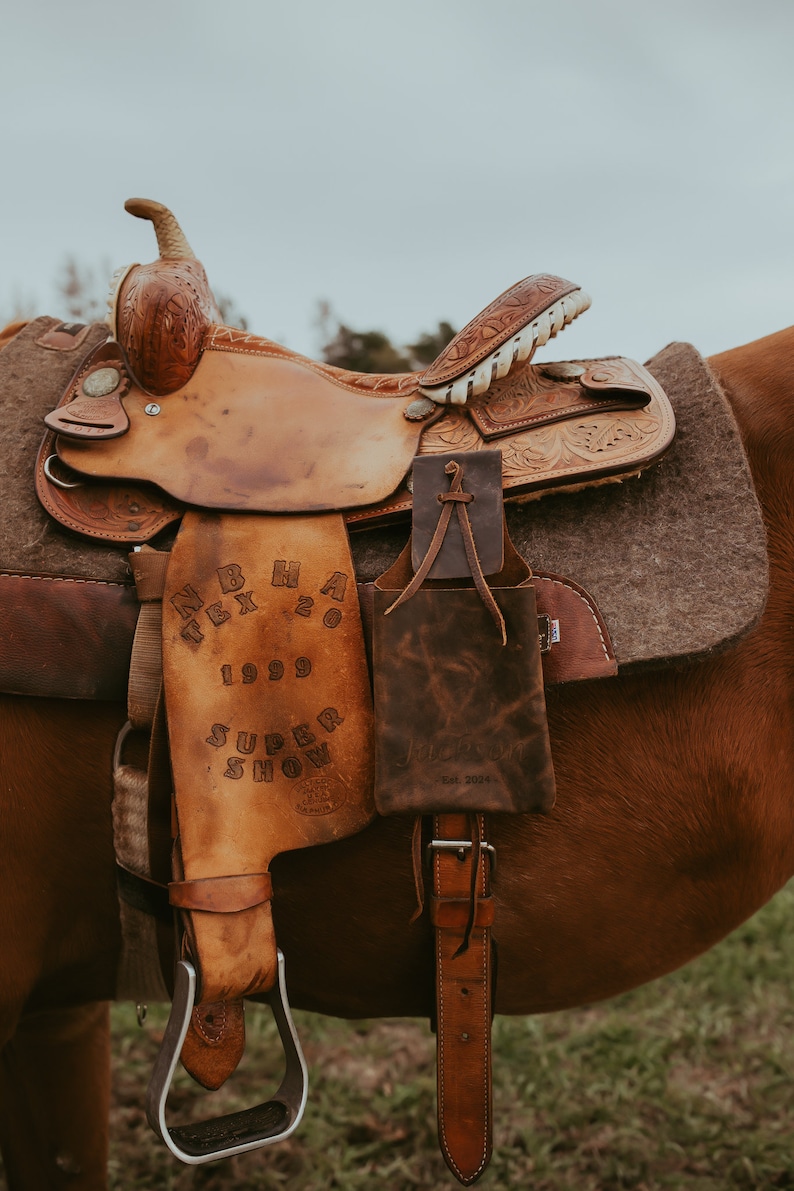 SHORTY CUSTOM Saddle Drink Holder, Saddle Phone Holder, Western Gift, Cowboy, Personalized Western Gift, Horse, Rodeo Awards, Mother's Day image 2