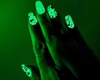 UV Reactive Halloween Press On Nails: Hidden Image Black Light Glow Nails