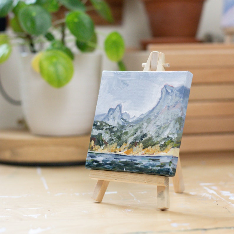 Mountain travel art gift, Mini 4x4 mountain lake landscape, original painting on mini canvas with easel, hiking gift, zdjęcie 5