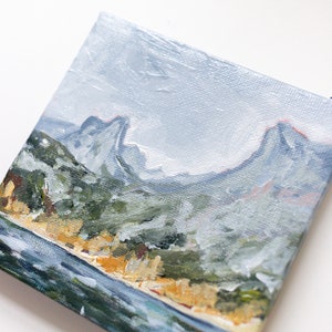 Mountain travel art gift, Mini 4x4 mountain lake landscape, original painting on mini canvas with easel, hiking gift, zdjęcie 3