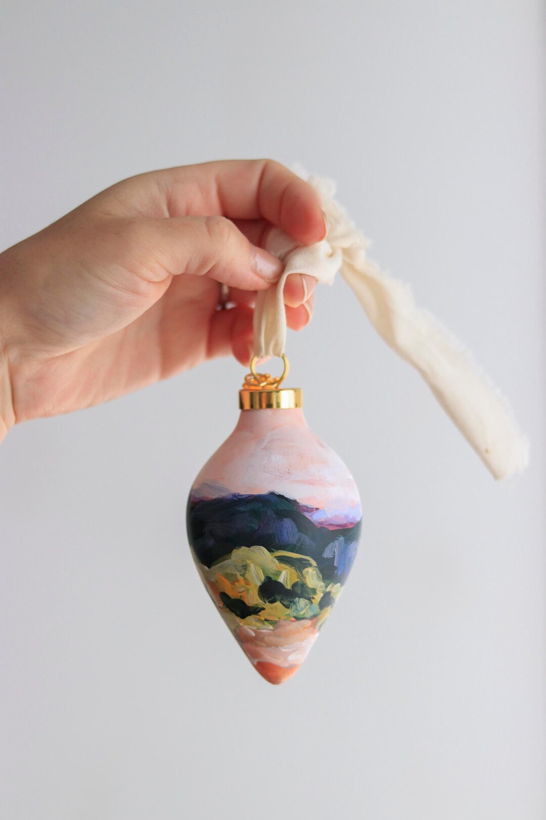 Pink Hand Made Christmas Tree Ornament Mom Gift Weronika Zubek Holiday