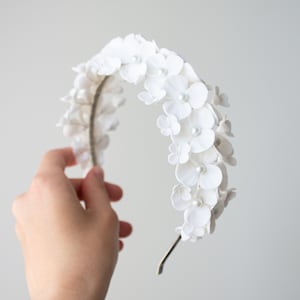 Wedding white flower crown - headpiece Bridal Flowers -bride Flower wreath - bridal tiara with white flowers -hair accessories clay flower