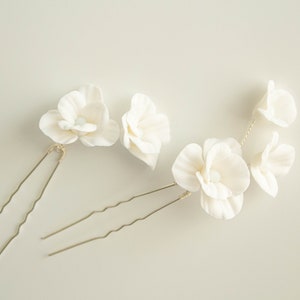 Wedding Hair Pin with Porcelain Flowers headpiece Bridal Flowers Wedding white hair pin set flowers Handmade Clay Blossom Hair Jewelry image 1