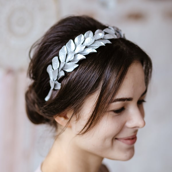 Silver laurel leaf tiara bridal crown, hair wreath with gold and silver leaves, wedding Silver hair, Gold Greek goddess Headpiece laurel