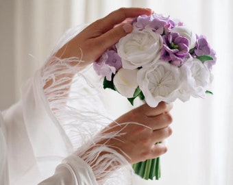 Blue Bridal bouquet wedding. Rustic boho wedding flowers. Blue hydrangea, white rose and peony’s bridal bouquets.