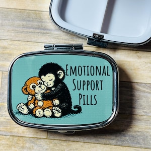 Cuddly Monkey Pill Box: Punch Meds Travel Pill Case, Emotional Support Pills, Pill Boxes bild 1