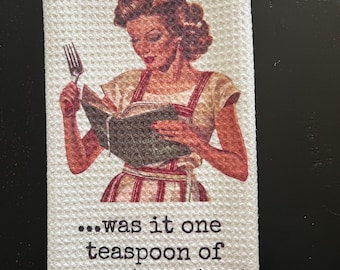 Snarky Arsenic Retro Housewife Kitchen Towel: Funny Vintage Dish Towel