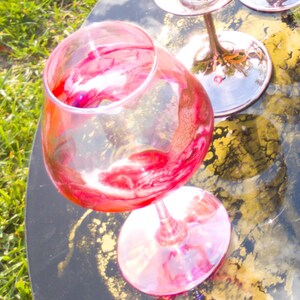 Wine Glass Handmade Resin Design Wedding Wine Glass Unique Gift For Mom Bar Accessories Custom Pink Unique Wine Glasses Birthday Gift Idea