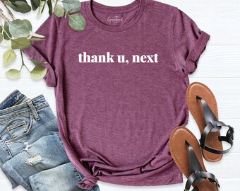 /"Thank You Next/" Heart print Casual T-shirt Men Women Unisex V109
