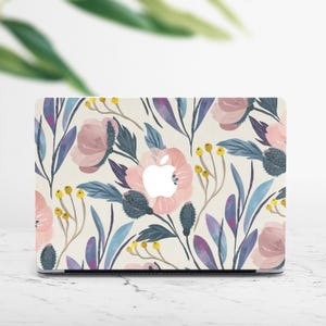Floral Macbook Case: Watercolor Flower Design