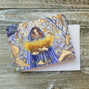 Carte de voeux magique fantastique, carte de correspondance vierge à l'intérieur, oeuvre d'art femme en cape violette, oeuvre d'art pour les amateurs de lecture, « Reading is Magic » par Sredna Kunowski