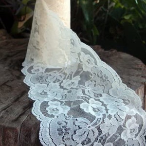 10 Yards of White Lace Trim/ 10 Yards of White Lace Ribbon Approx