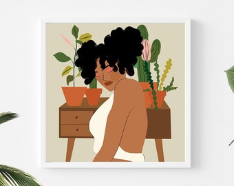 Könnte beinhalten: Gerahmter Kunstdruck mit einer stilisierten Illustration einer Person mit dunklen Haaren und Haut, umgeben von Topfpflanzen. Die Person trägt ein weißes Oberteil. Das Kunstwerk hat eine neutrale Farbpalette mit Braun-, Grün- und Beigetönen.