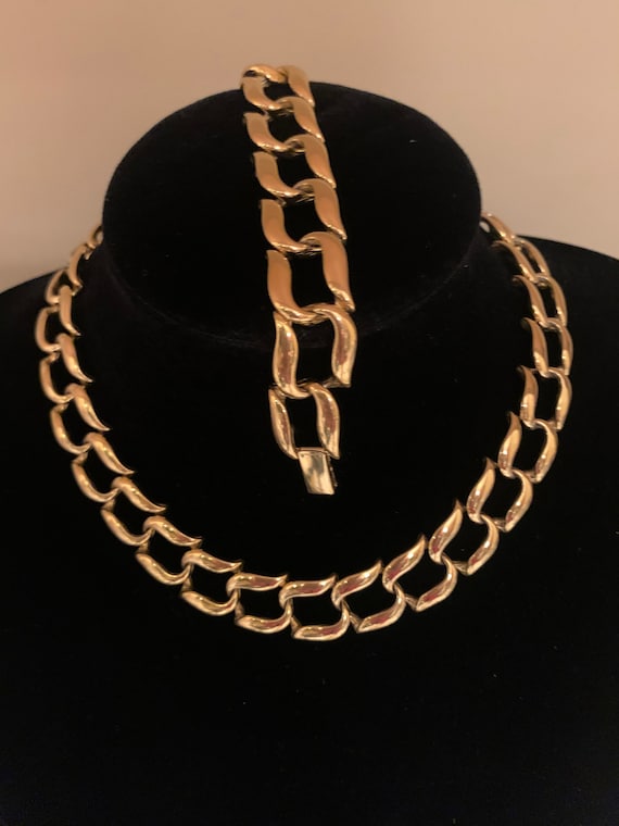 Vintage shiny gold-tone 1980's chain link stateme… - image 8