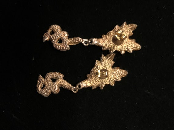 Vintage antique gold dangling pierced earrings wi… - image 2