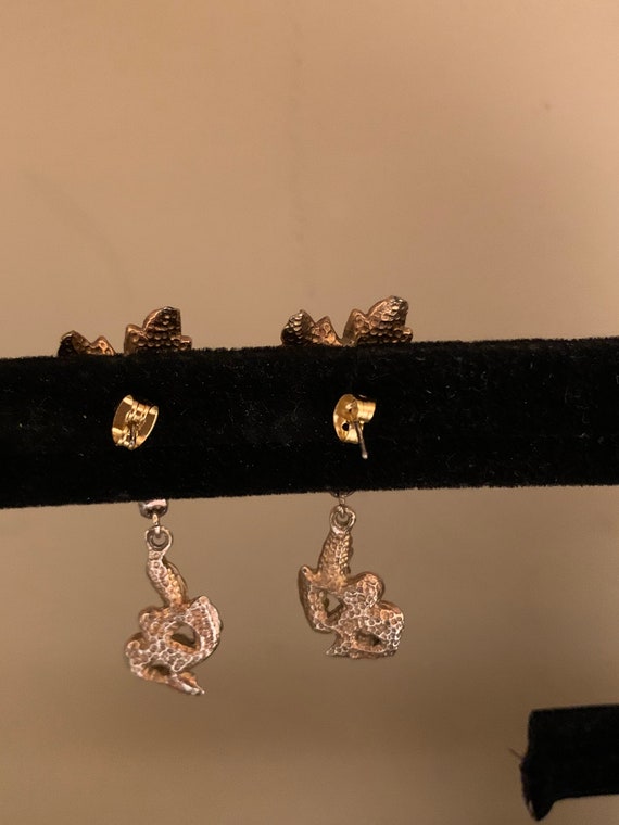 Vintage antique gold dangling pierced earrings wi… - image 3