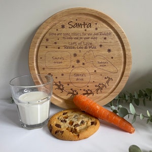 Christmas Eve board, Round Plate Reindeer, Christmas Eve wooden , personalised Christmas Eve plate.