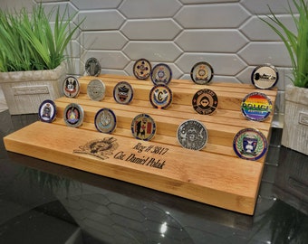 Expositor De Madera Para Monedas De Desafío - Vitrina Para Coleccionables, Tamaño 24x19x19 Cm, Color Café