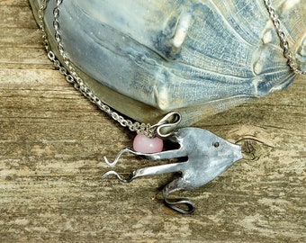 Twisted fork pendent fish with a rose quarts bead on silver plated chain