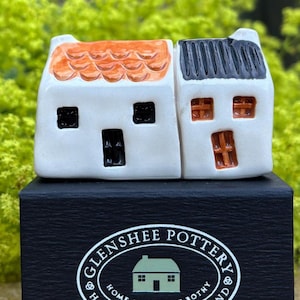 Semi-detached Bothy Toffee/Black