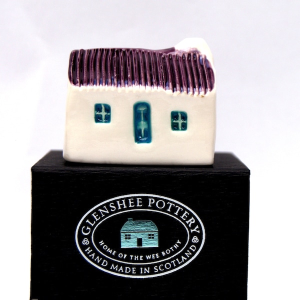 Tin Roof Bothy  Purple and Seamist