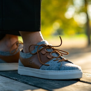 Breathable sneakers - Sample sale - made from sustainable materials - pure wool & leather / unisex shoes
