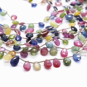 AAA+ Multi Safir fasetterade pärlformade pärlor Regnbågssafir päronpärlor Multi Safir grossistprispärlor Multi Safir päronbrioletter