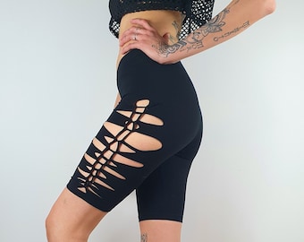Cut out Shorts, kurze Leggings seitlich geflochten, Radlerhose, Festivalshorts Damen, Baumwolle, schwarz