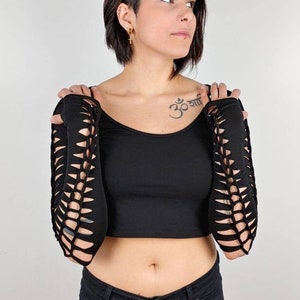 Gothic cut out crop top braided black, festival outfit cropped, size XL
