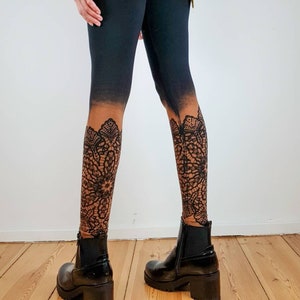 Leggings with floral lace and mandala pattern zdjęcie 6