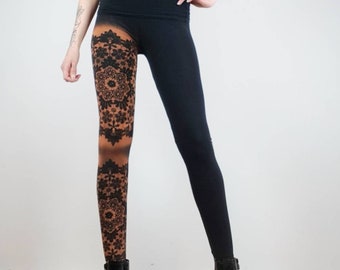 Leggings mit Mandala Blumen Spitze gebleicht, Winterleggings, Weihnachtsleggings