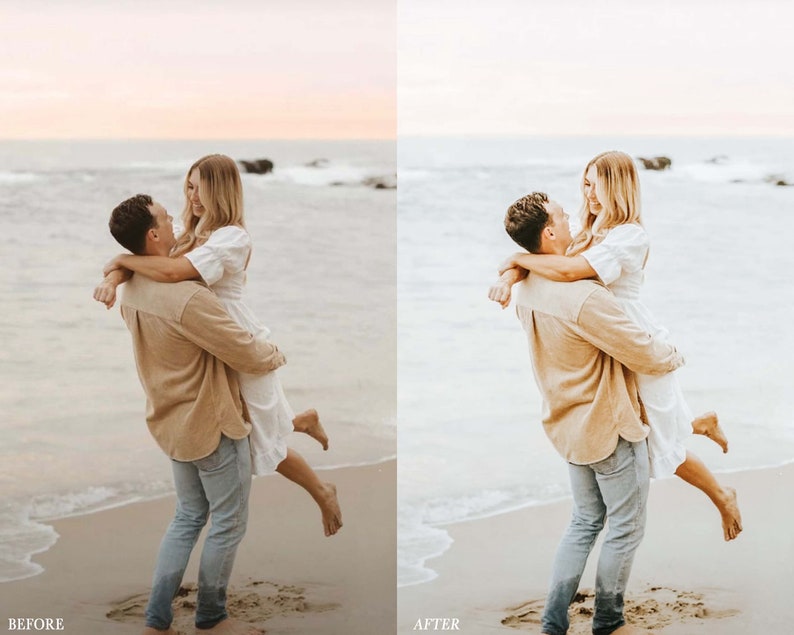 Puede incluir: Una pareja se abraza en una playa de arena con el oc&eacute;ano de fondo. El hombre sostiene a la mujer en sus brazos y ambos sonr&iacute;en. El cielo es de un color rosa y naranja suave, y el agua es de un azul claro.
