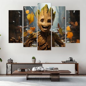 Peut inclure: Impression sur toile en cinq panneaux représentant Groot des Gardiens de la Galaxie. L'œuvre présente l'aspect boisé de Groot, entouré de feuilles d'automne dans une forêt. La palette de couleurs comprend des bruns, des verts et des touches de jaune.