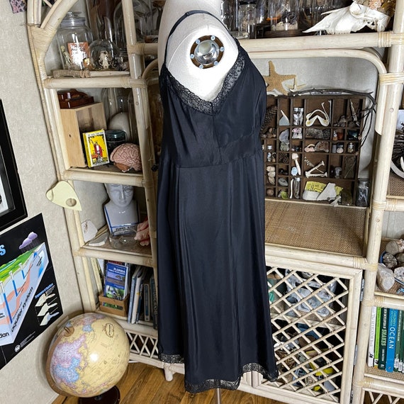 Vintage 50s Black Crepe Slip Nightgown Classic Li… - image 9