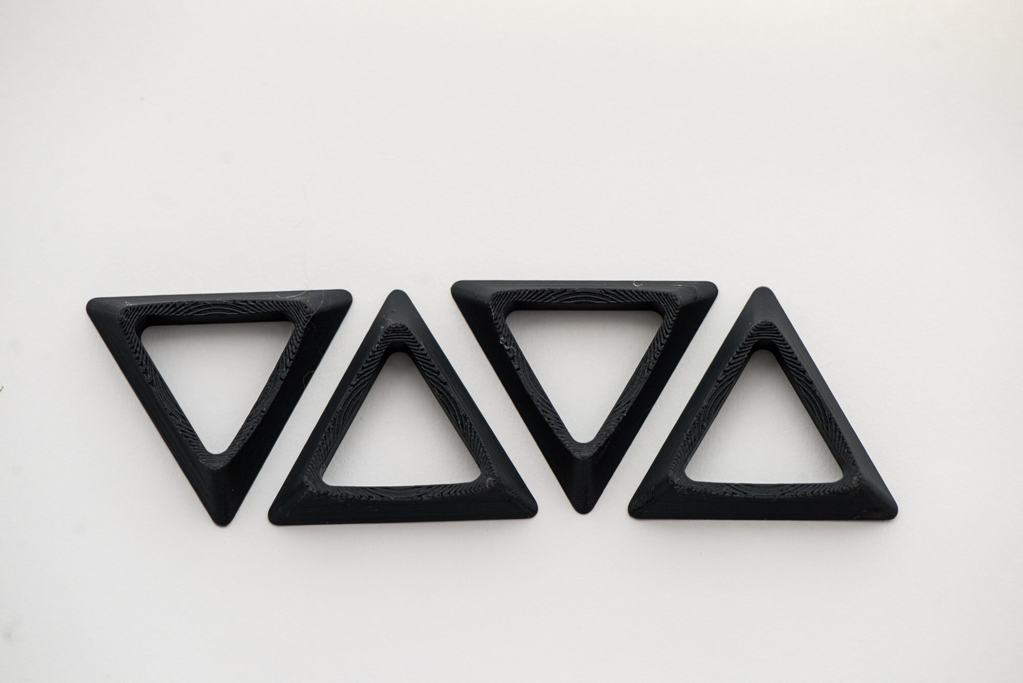 Eighosee Baseball Ständer 4er-Set - Display Halter Für Baseball Schläger & Bälle