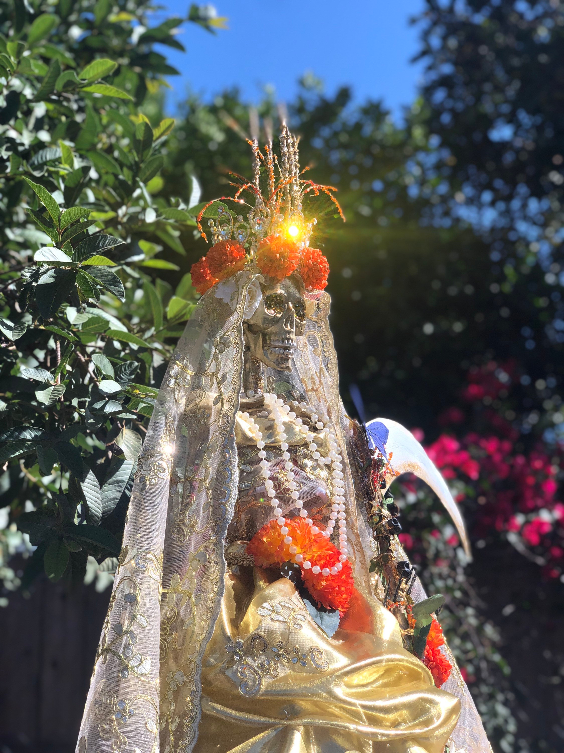 Divine Light Santa Muerte LARGE 3FT with FREE SHIPPING