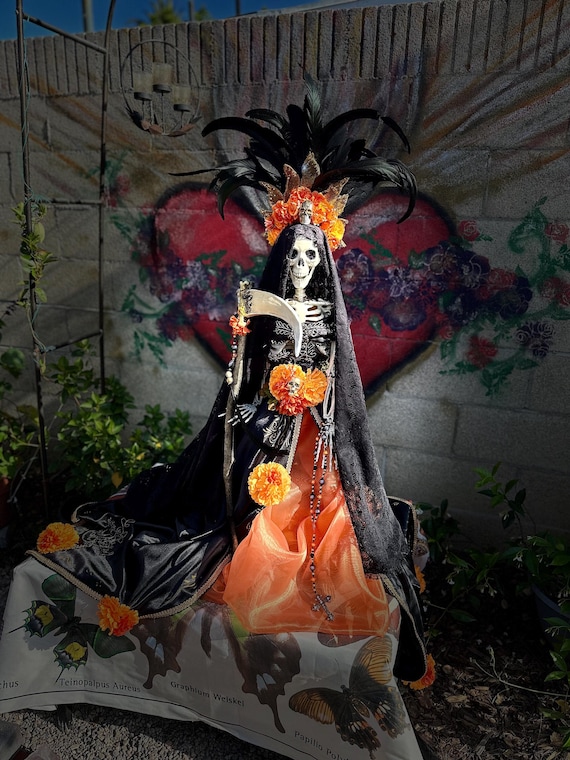 Santa Muerte Cempasuchil - Etsy