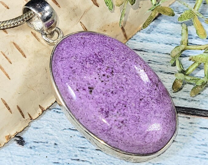 Handmade Sterling Silver Stichtite Pendant: Oval Gemstone Statement