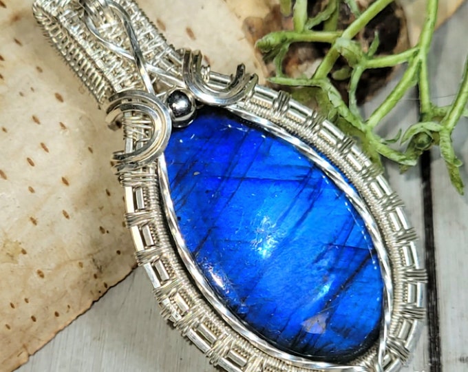 Blue Labradorite Wire Wrapped Pendant, Labradorite Wire Wrapped Sterling Silver Pendant, Statement Labradorite Pendant, Gift for Her, HG36