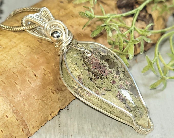 Green Moss Agate Pendant, moss agate wire wrapped pendant, moss agate pendant, Wire wrapped Pendant, Sterling Silver wire wrap HP18