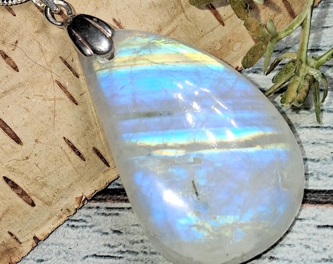 Full Flash Moostone Sterling Silver Pendant 6.2 Grams 1 1/2" x 1 1/3" Pendant