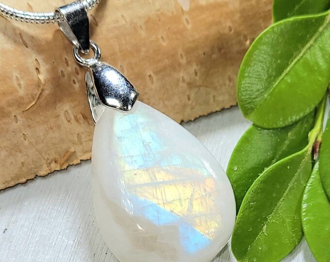 Moonstone Pendant, Rainbow Moonstone Sterling Silver Pendant, Handmade Pendant, Statement Pendant, Gift for Her, FC35