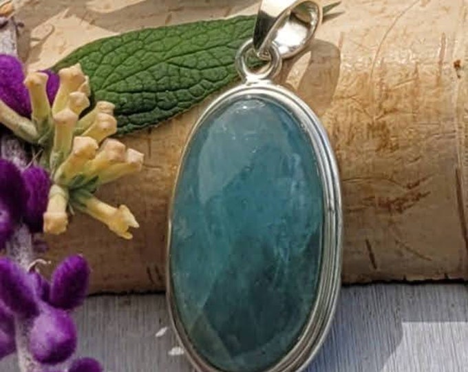 Natural Bluish Green Aquamarine Oval .925 Sterling Silver Pendant 9 grams 1 5/8" x 3/4" CZ23