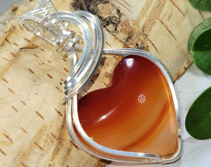 Carnelian Pendant, Carnelian Wire Wrapped .925 Silver Pendant, Carnelian Sterling Silver Wire Wrapped pendants, Handmade Stone Jewelry DP08