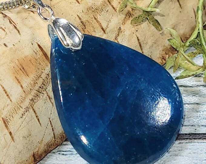 Apatite Pendant, Apatite Sterling Silver Pendant, Pear Apatite Sterling Silver Pendant, Gift for Her, Statement Pendant, HT15