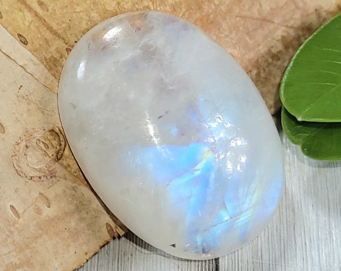 Natural AAA Grade Blue Rainbow Moonstone Oval 20Ct Cabochon Wire Wrapping, Weaving, or Pendant 21mm x 15mm Gift for Her, Collector CJ37